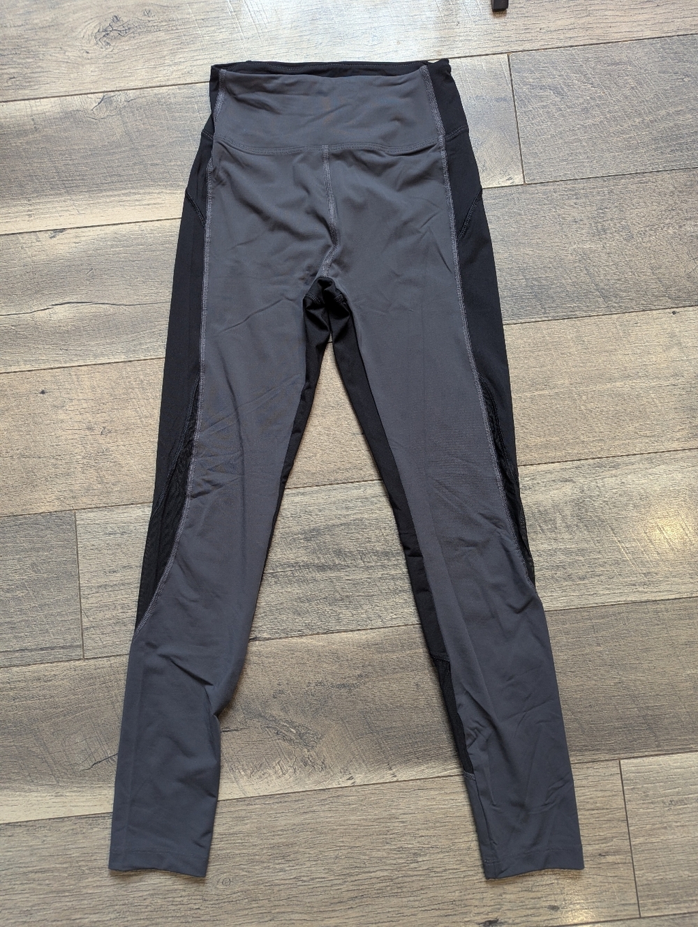 PINK Victoria's Secret Charcoal and Black Ultimate Featherweight Leggings
